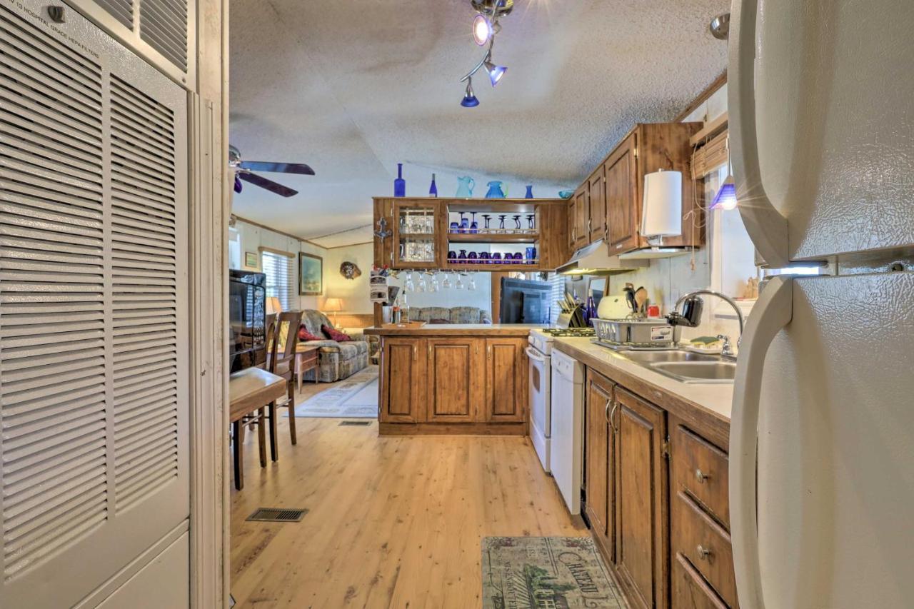 Quaint Chincoteague Island Hideaway With 2 Porches! Βίλα Εξωτερικό φωτογραφία